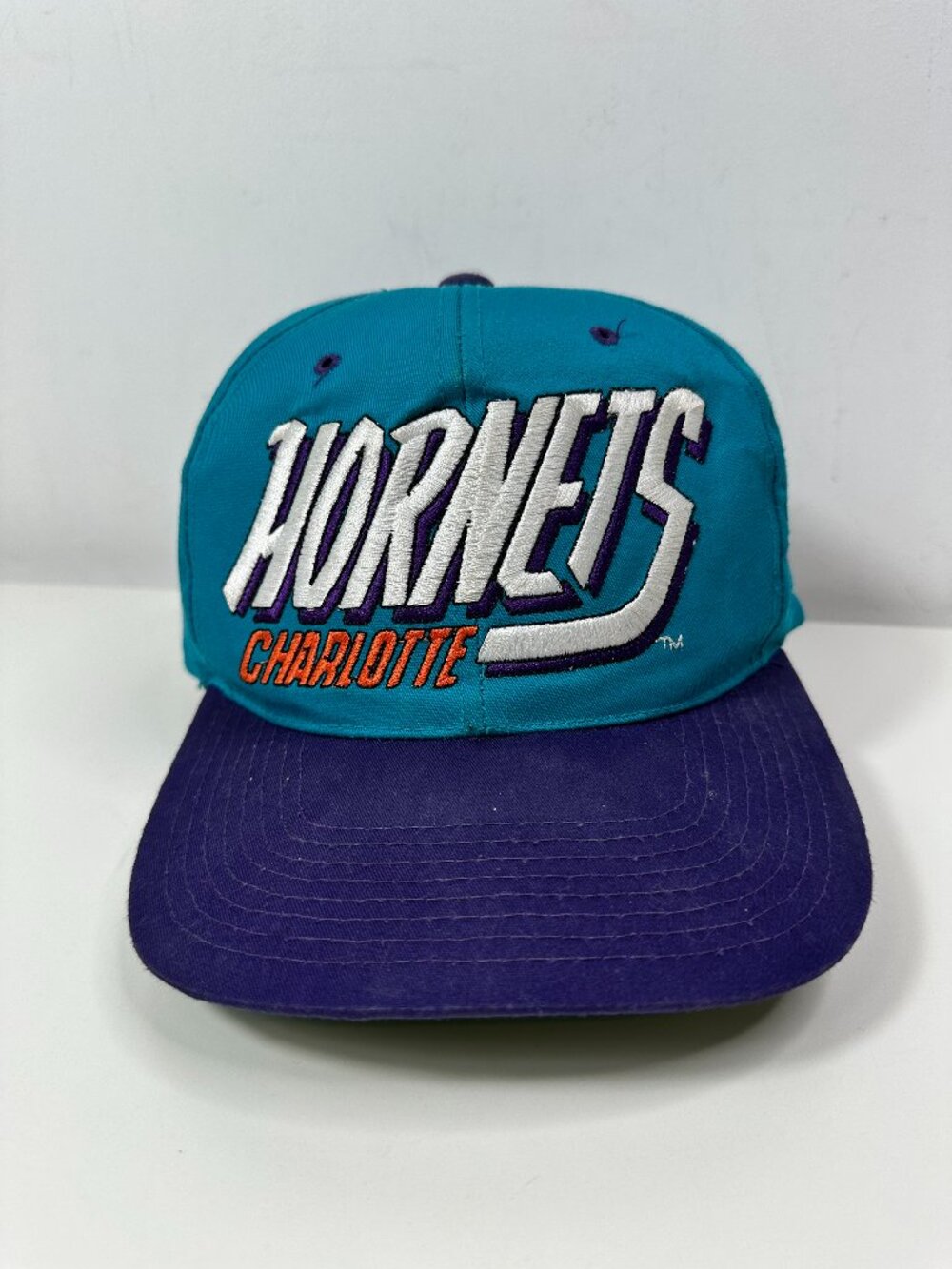 Charlotte Hornets 90s Vintage Snapback Baseball Cap NBA